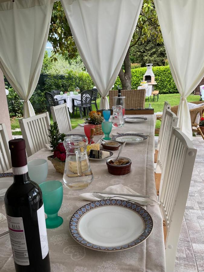 Villa Indipendente A Pochi Passi Dal Lago San Felice del Benaco Luaran gambar