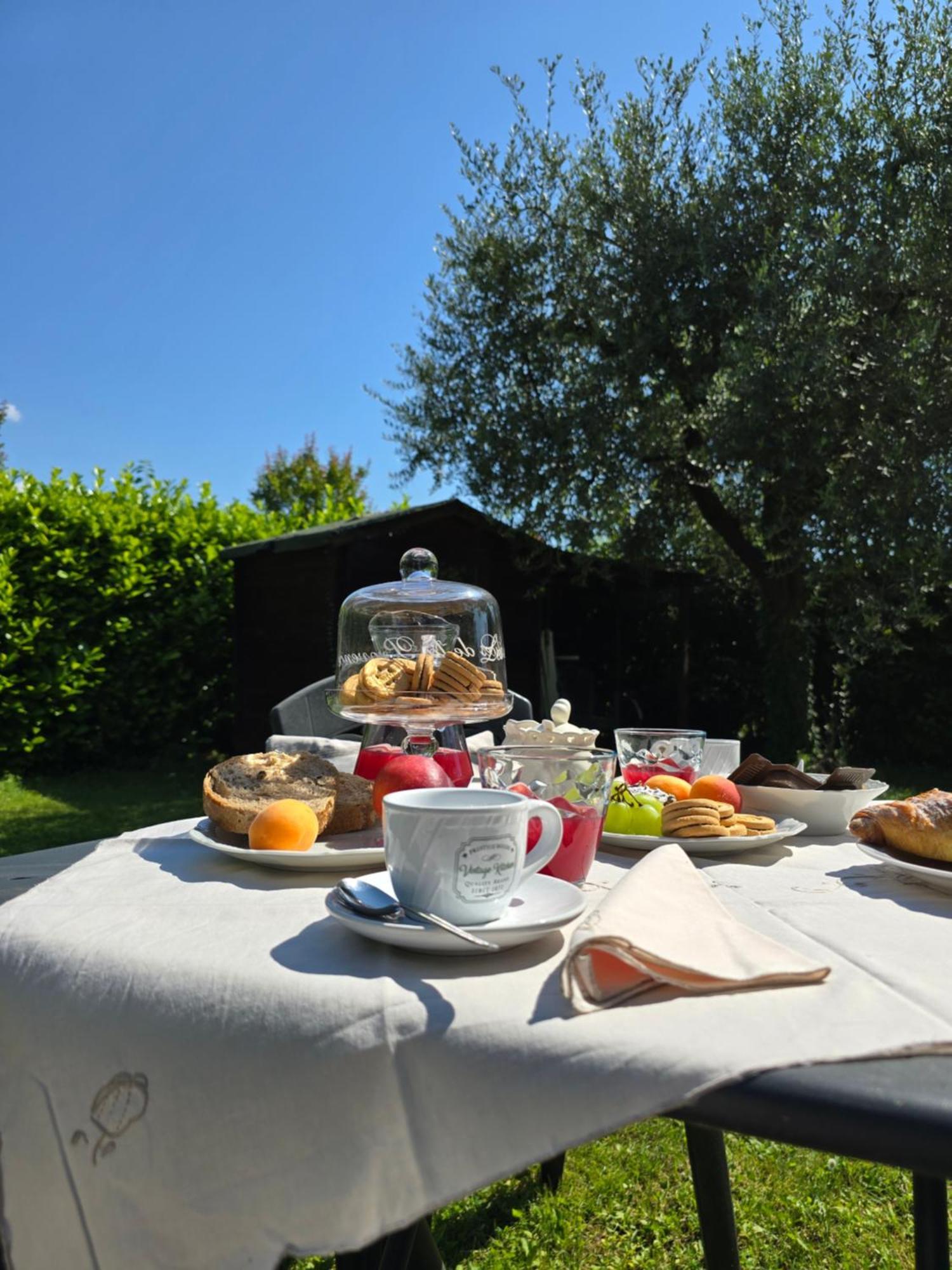 Villa Indipendente A Pochi Passi Dal Lago San Felice del Benaco Luaran gambar
